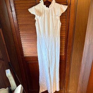 Elegant White Ruffle Sleeve Dress